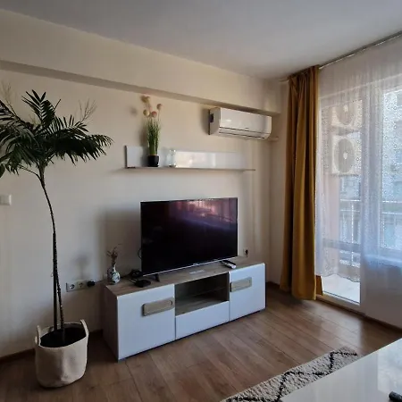 Apartment De Ja Vu- Zdravez Burgas City